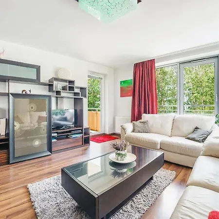 Apartament Primore *